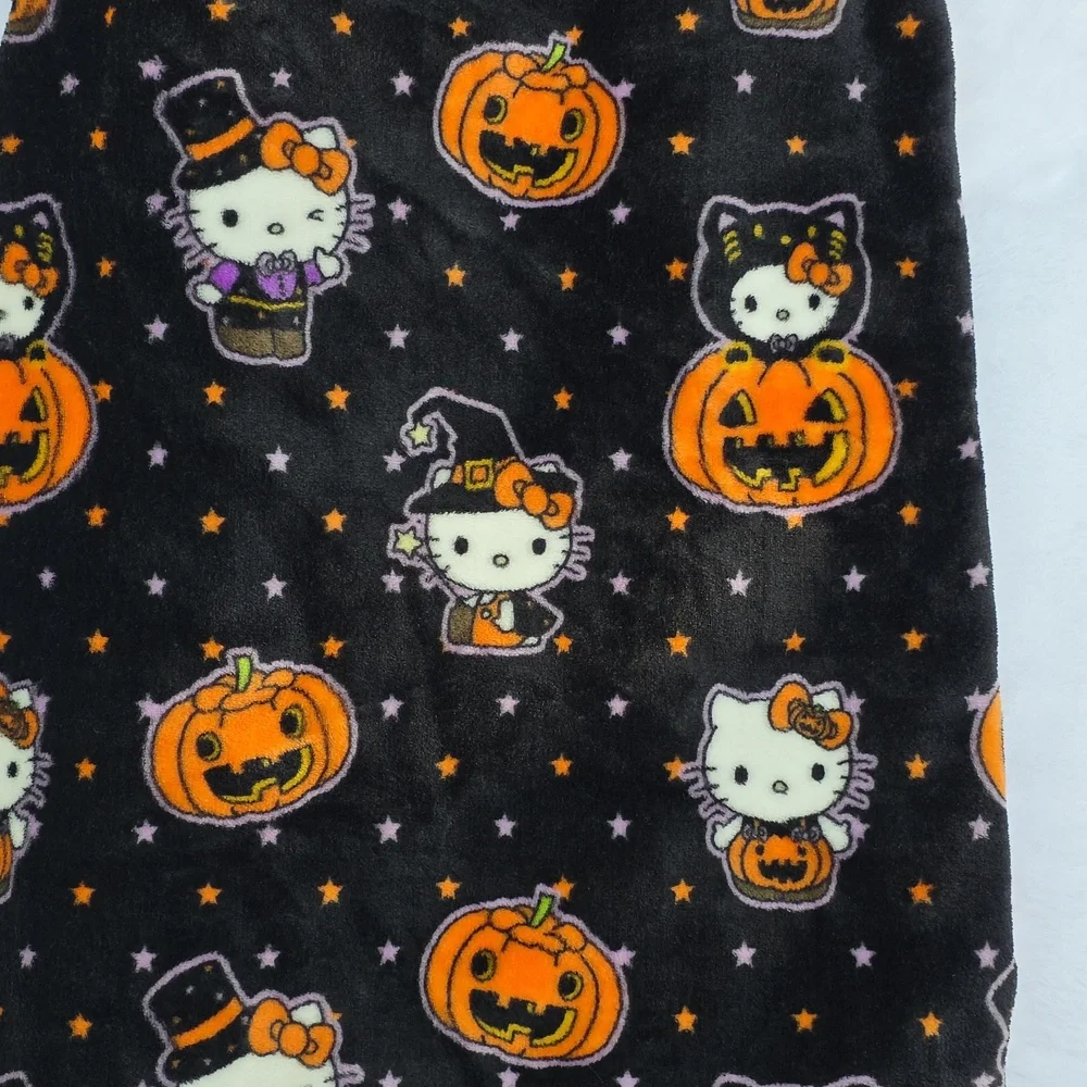 *Rare Color/Pattern* Hello Kitty Black Orange Halloween Costumes Throw Blanket
